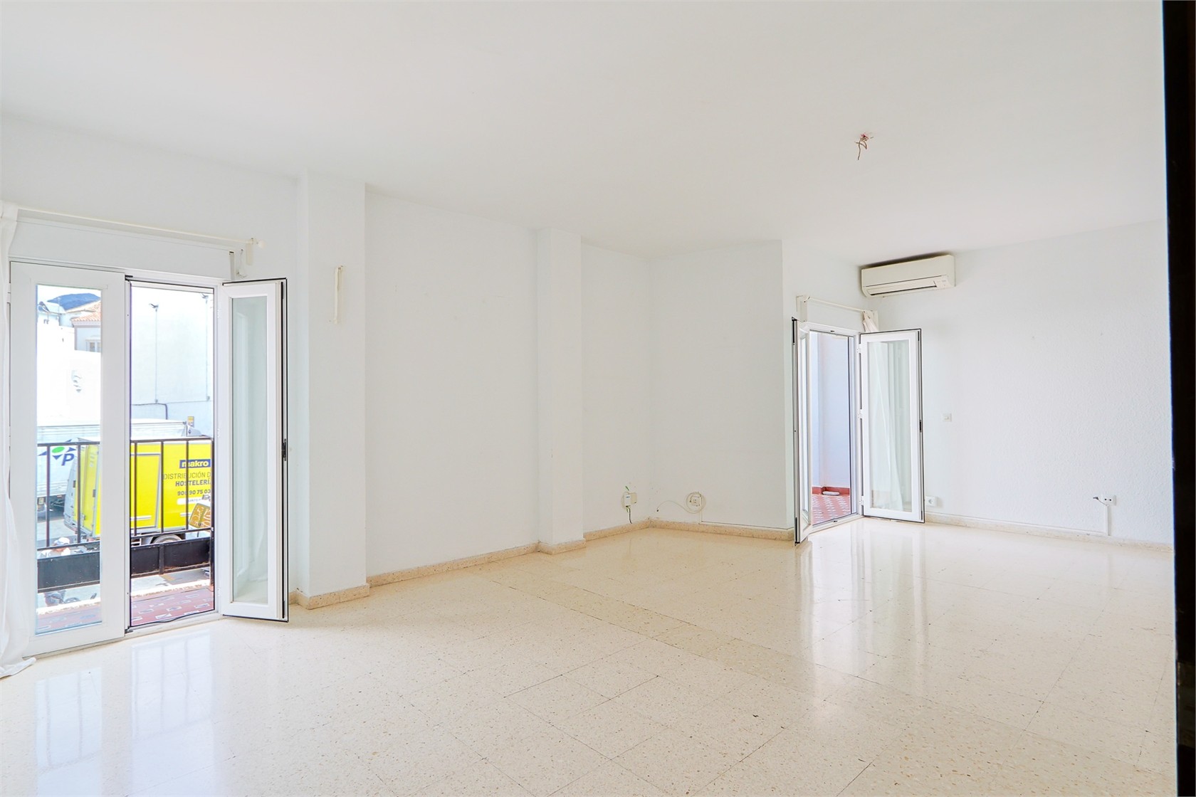 Spacious Apartment near Plaza Cavana, Nerja - 5