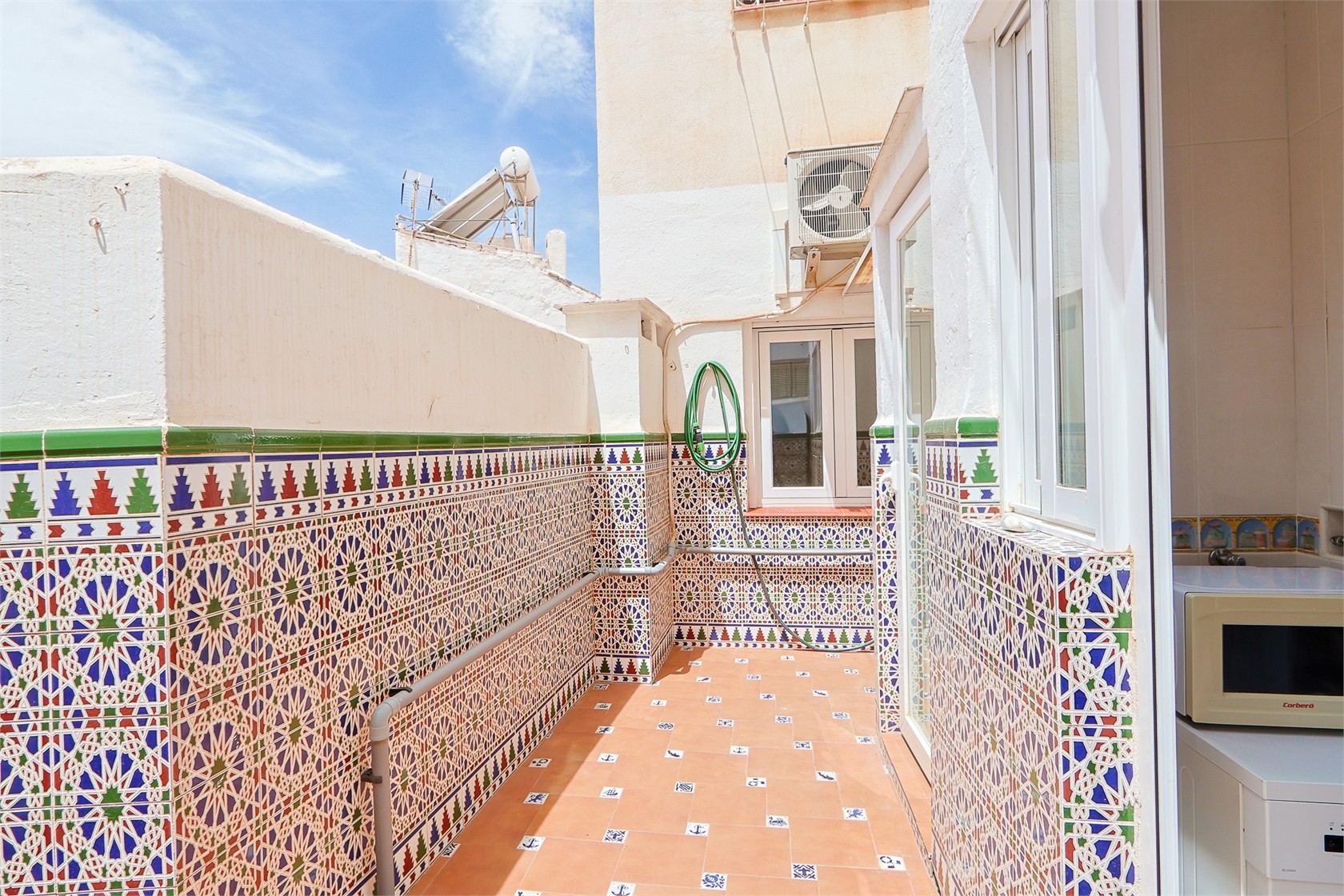 Spacious Apartment near Plaza Cavana, Nerja - 18