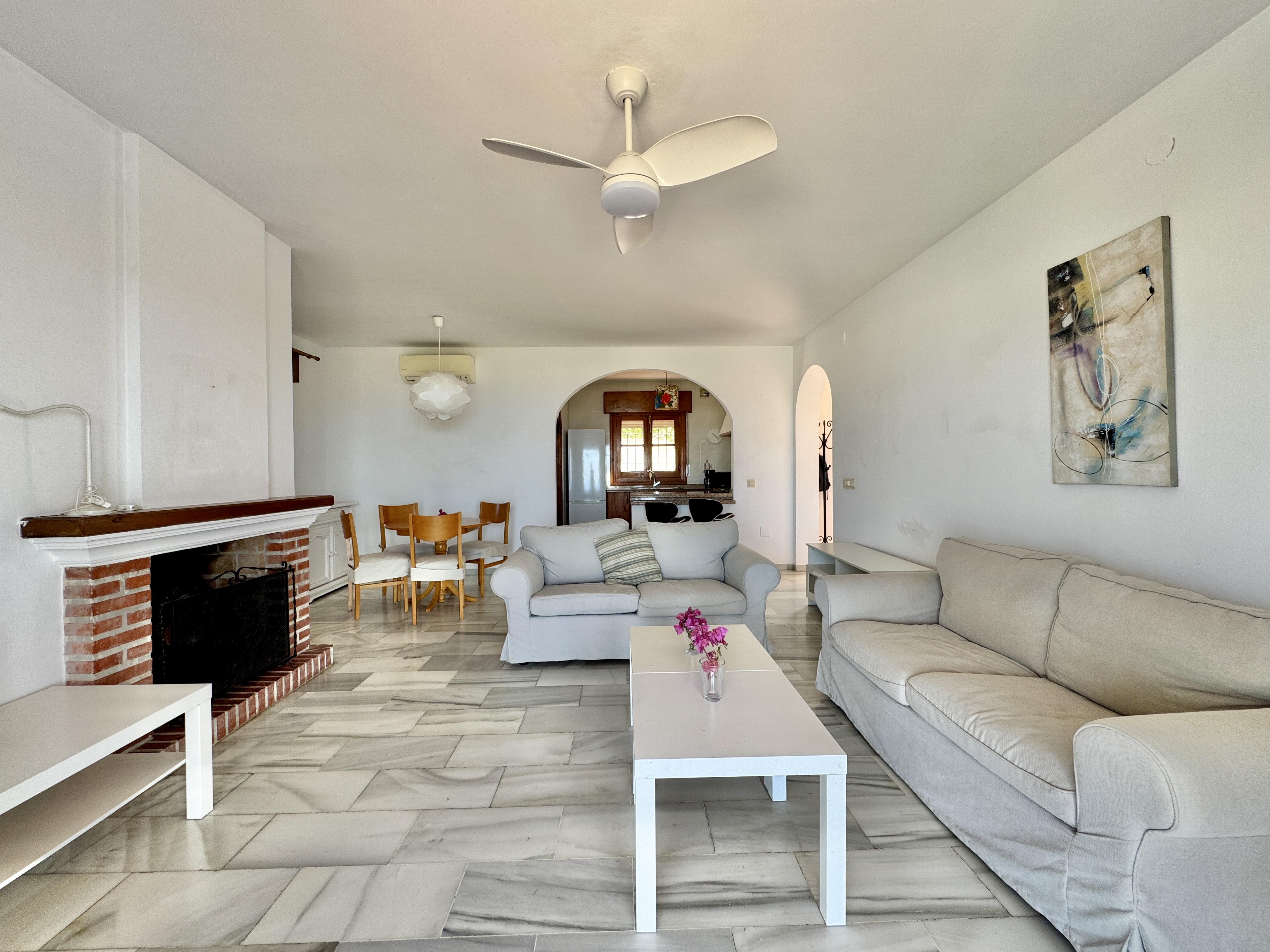 Villa for sale in Nerja with Incredible Sea Views - 9