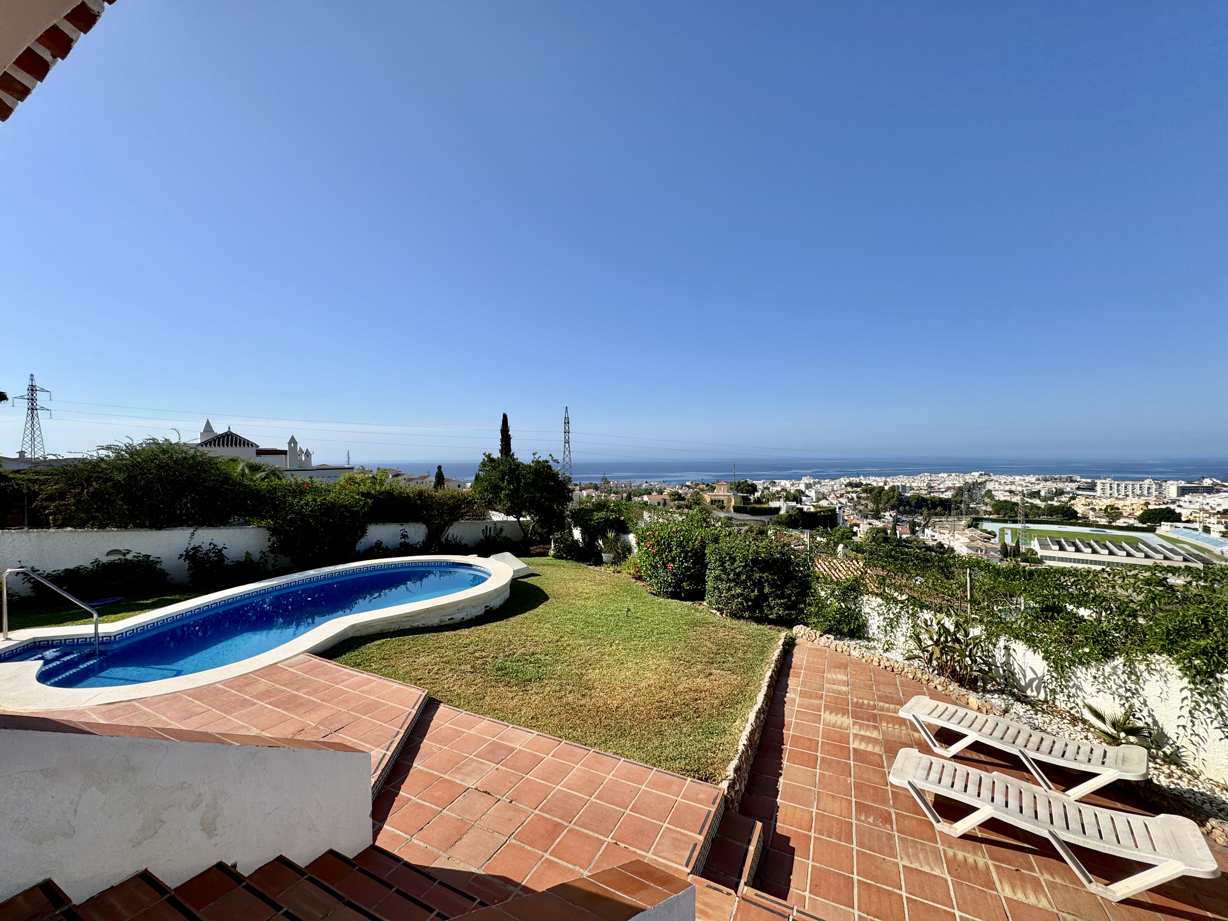 Villa for sale in Nerja with Incredible Sea Views - 2