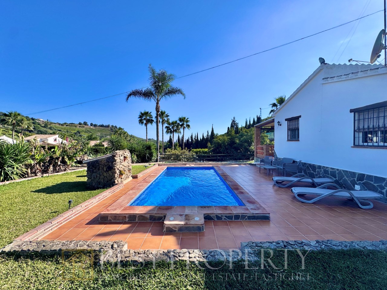 Country house for sale in Frigiliana - 3