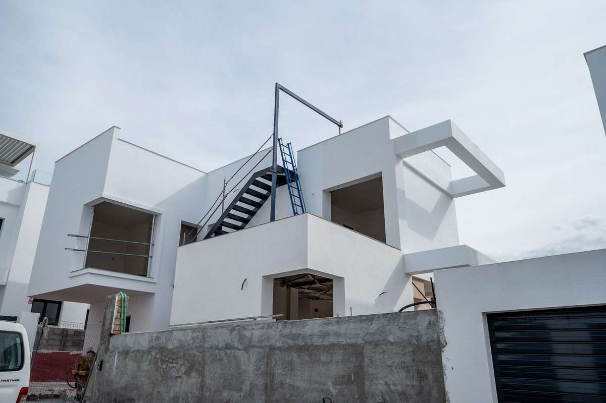 Newly Built Villa with Sea Views in West Nerja - 17