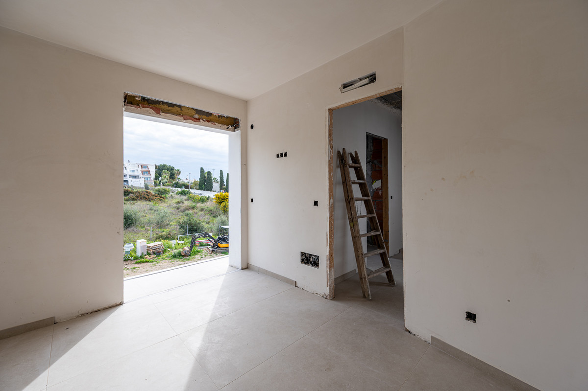 Newly Built Villa with Sea Views in West Nerja - 21