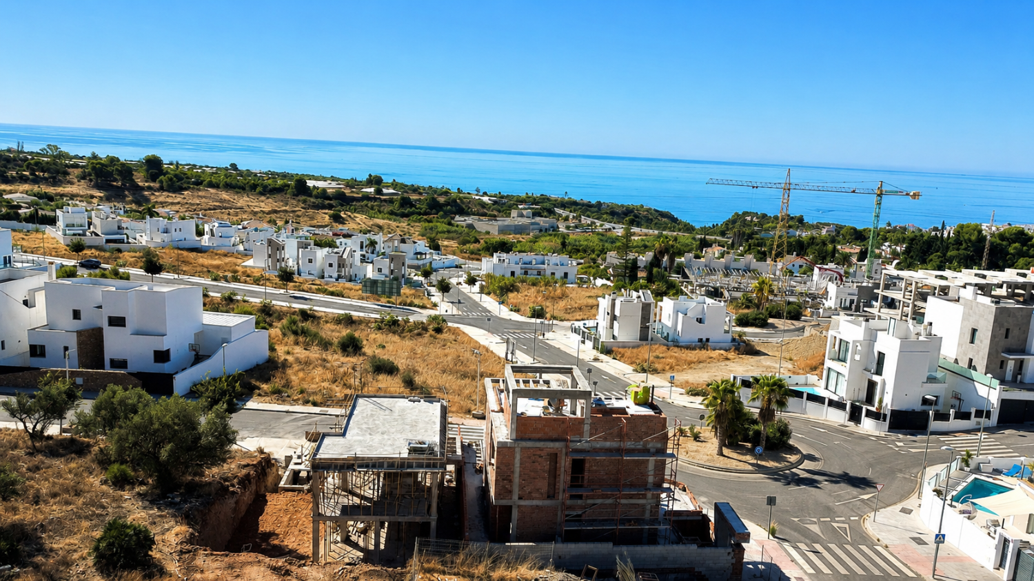 Contemporary Luxury Villa for sale in Nerja with Panoramic Sea Views - 11