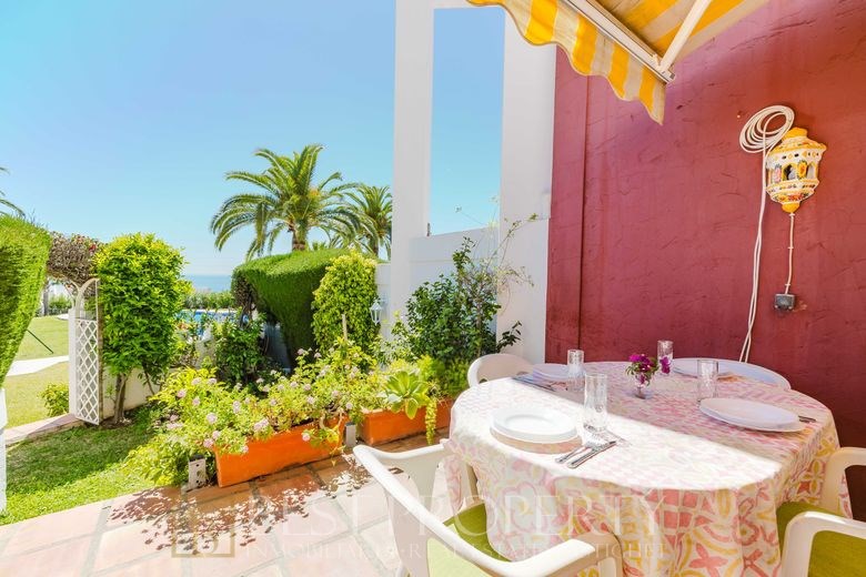 Townhouse for sale in Capistrano, Nerja - Private garden