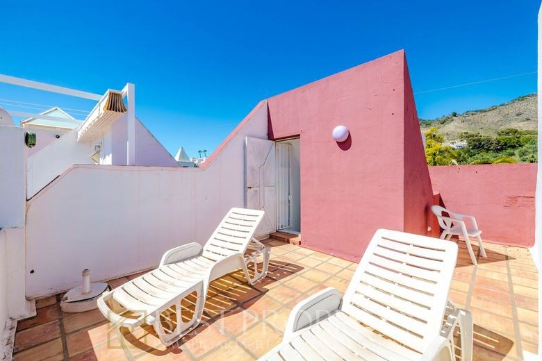 Townhouse for sale in Capistrano, Nerja - Private garden