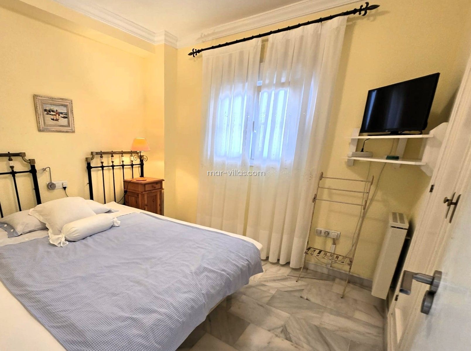 Frontline beach apartment Torrecilla, Nerja – photo 13