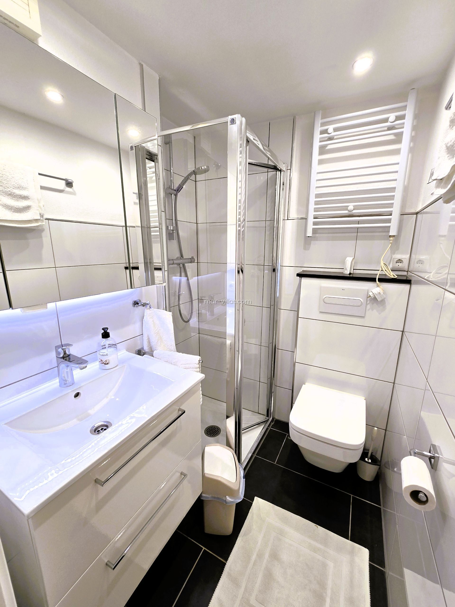 Frontline beach apartment Torrecilla, Nerja – photo 16