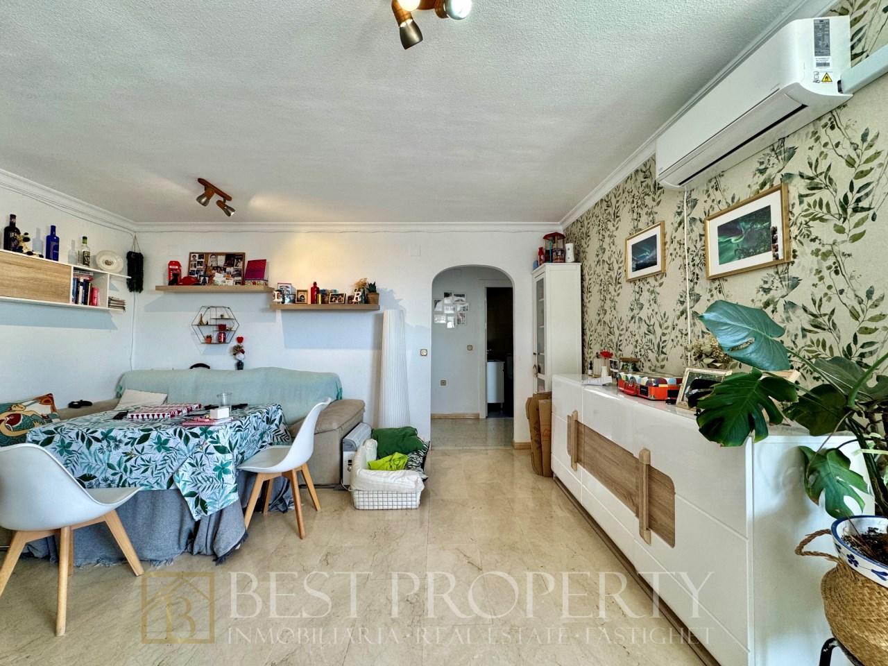 Apartment for sale in Benalmádena, Arroyo de la Miel - Photo 4
