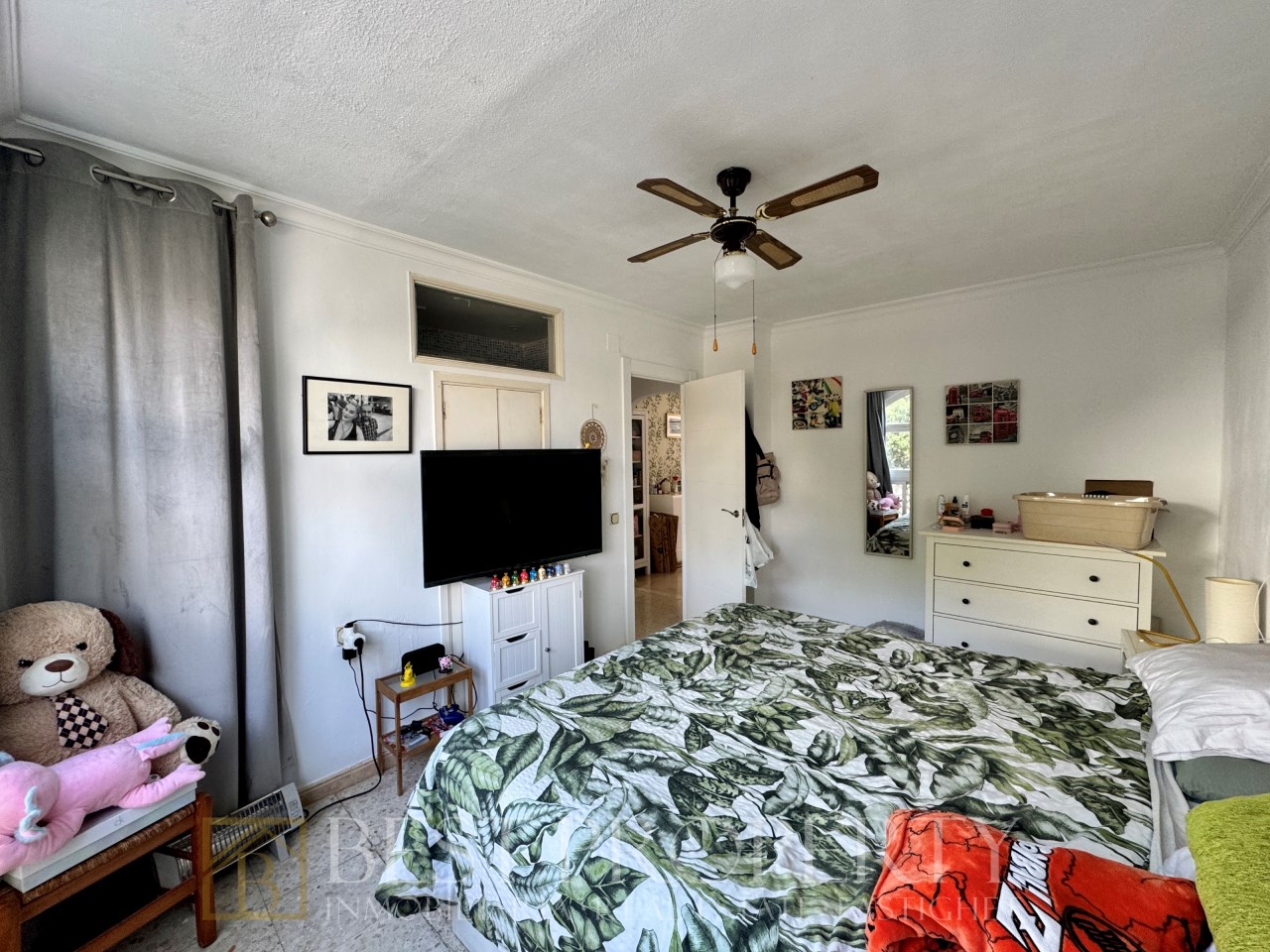 Apartment for sale in Benalmádena, Arroyo de la Miel - Photo 9